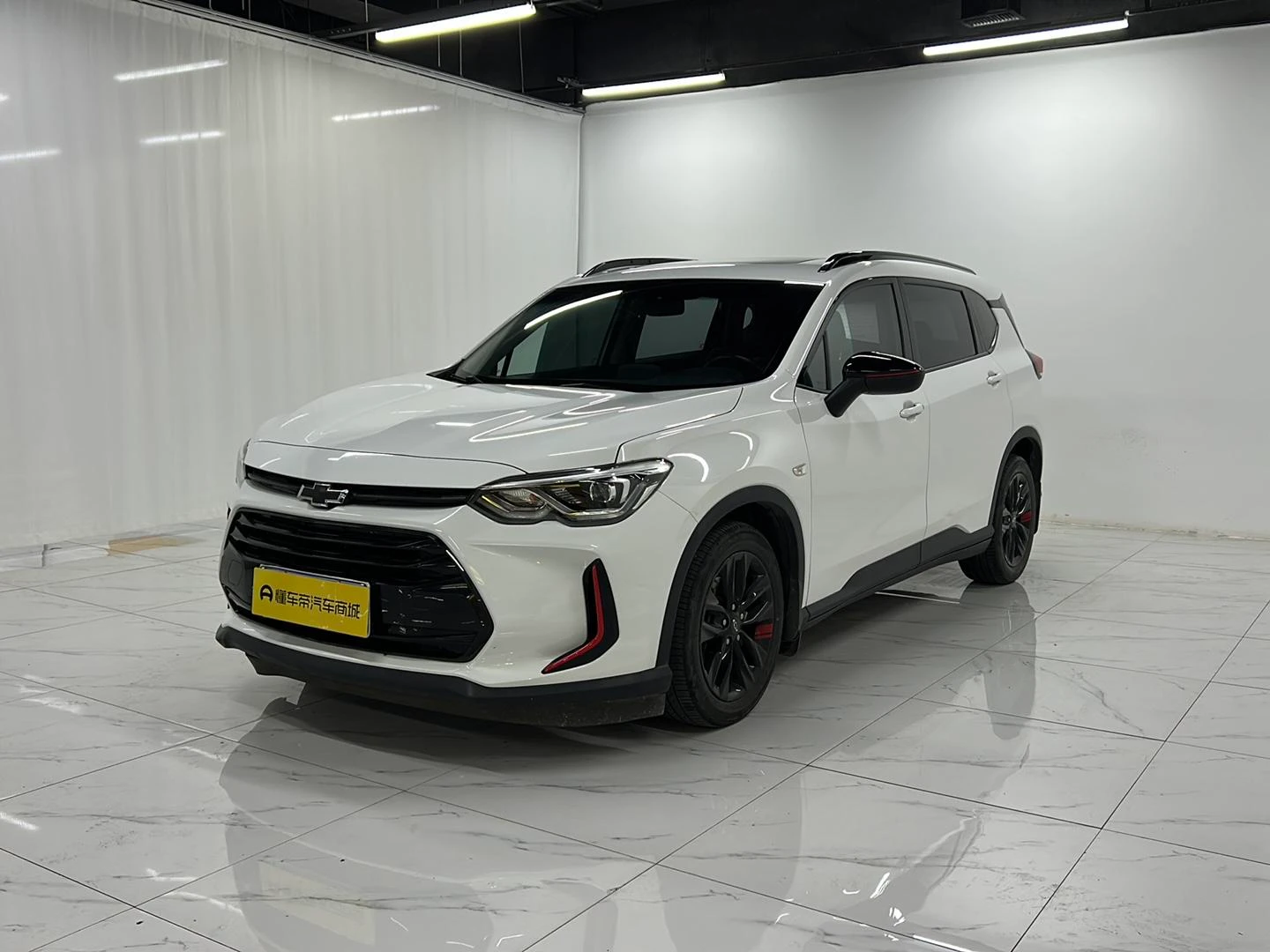 Main__Slider__Photo:undefined undefined 2019-0