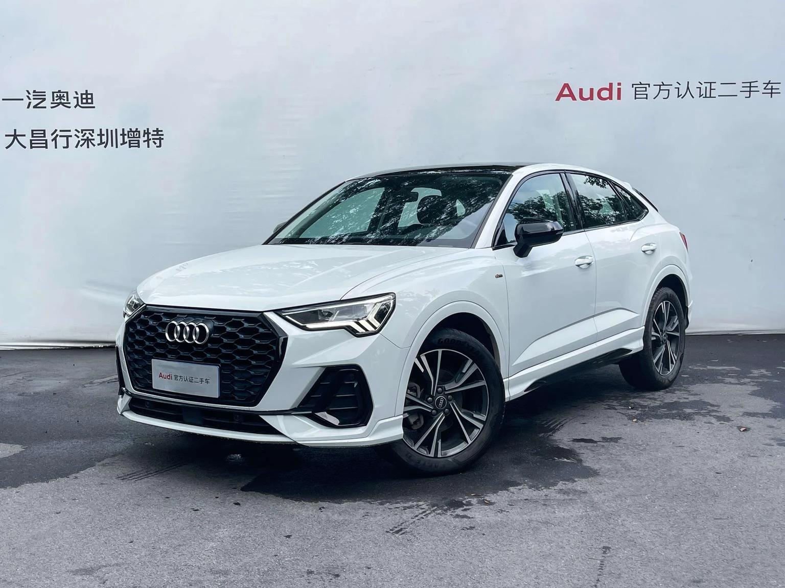 Main__Slider__Photo:undefined undefined 2022-0