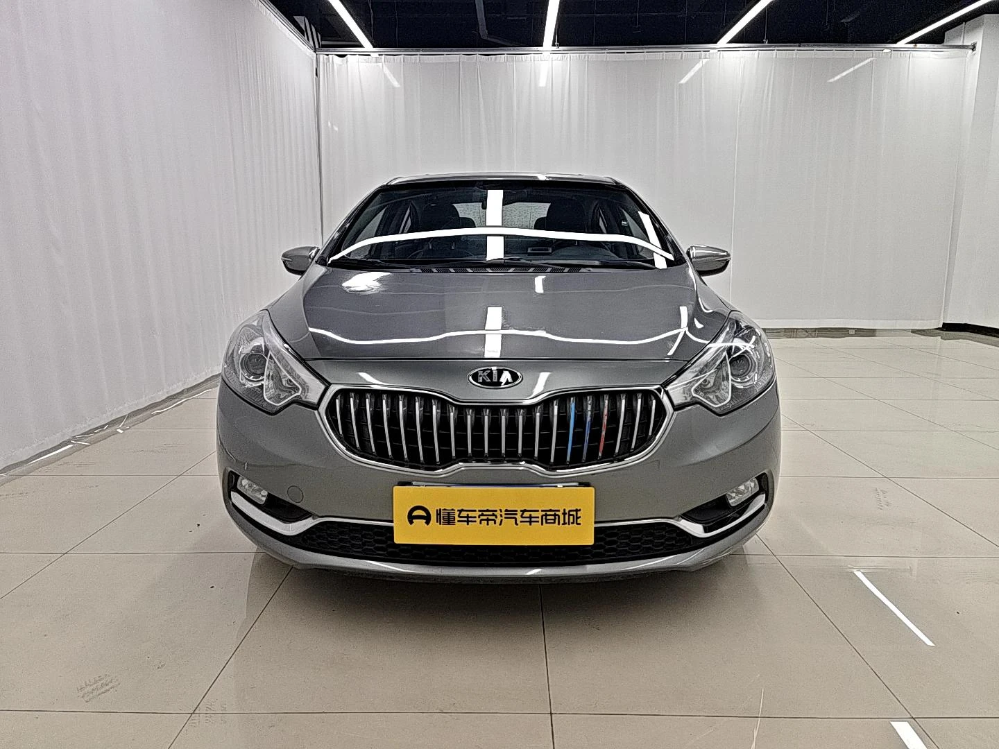 Main__Slider__Photo:undefined undefined 2015-1