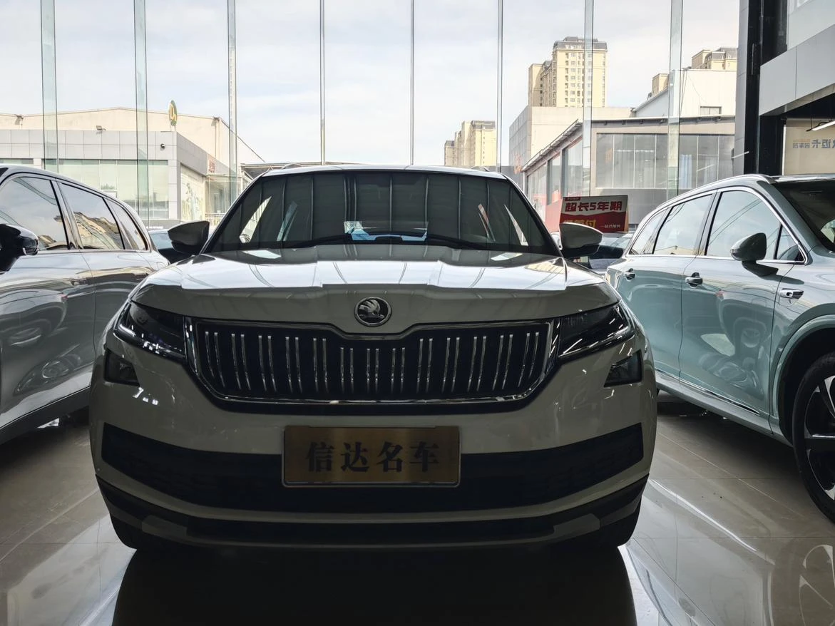 Main__Slider__Photo:undefined undefined 2019-1