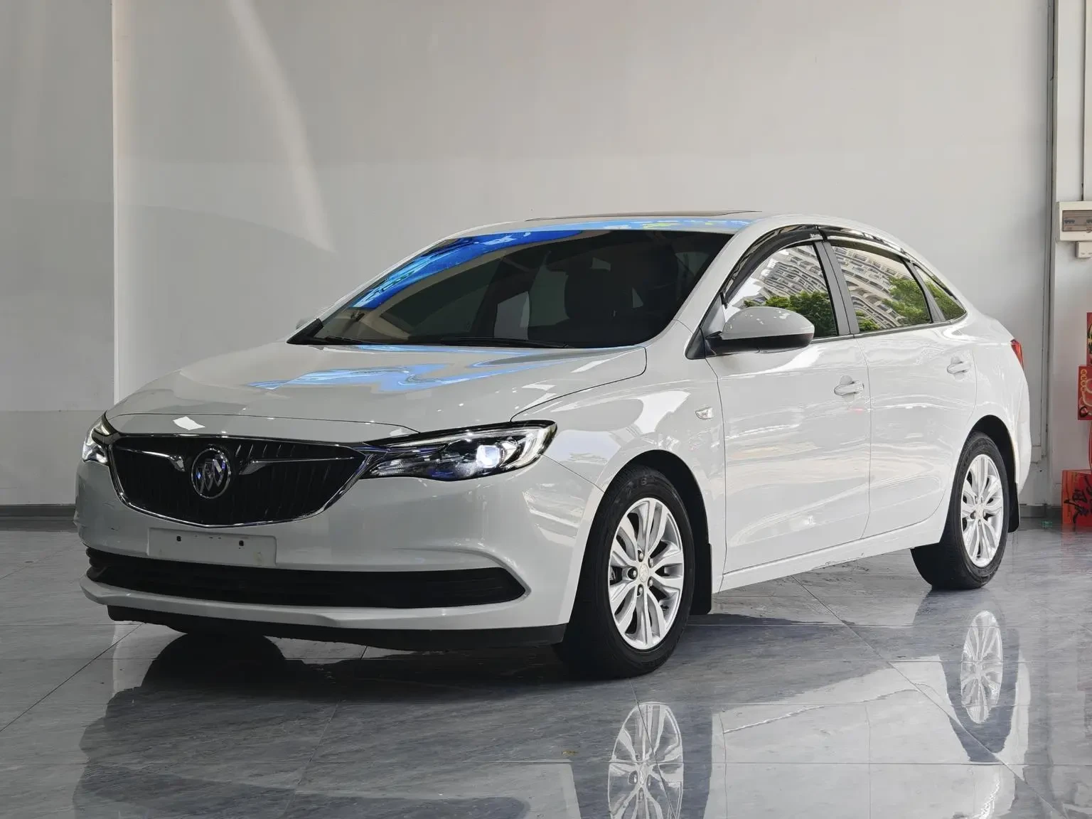 Main__Slider__Photo:undefined undefined 2021-0