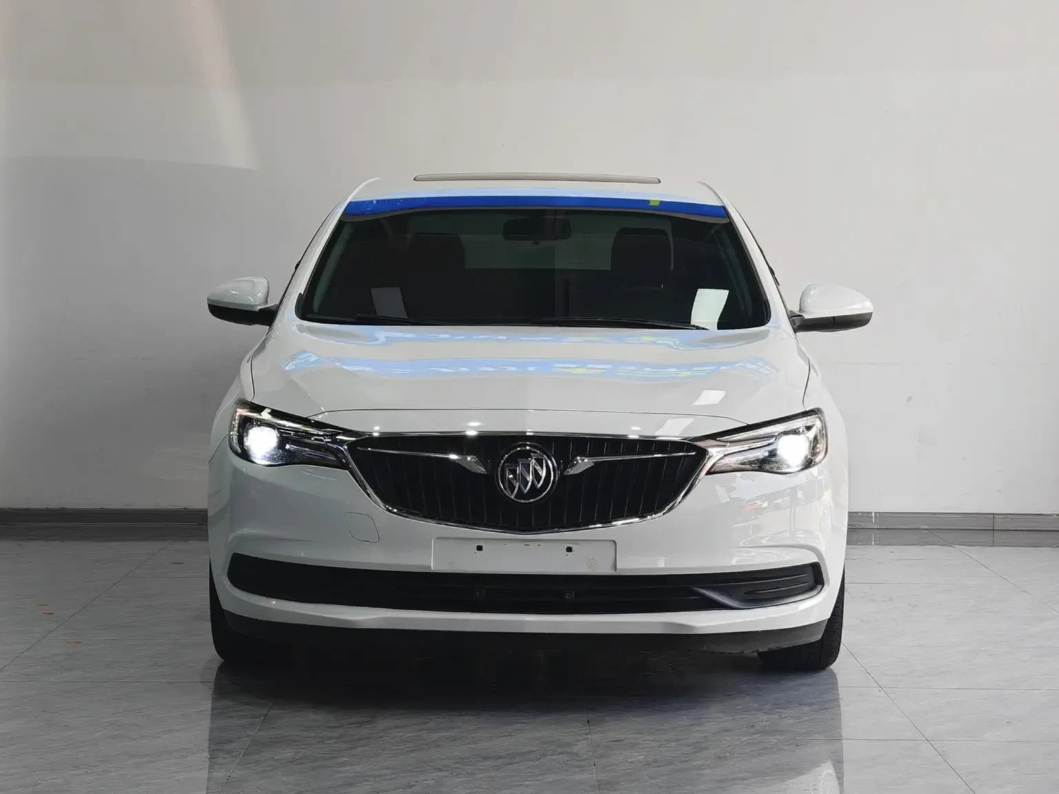 Main__Slider__Photo:undefined undefined 2021-1