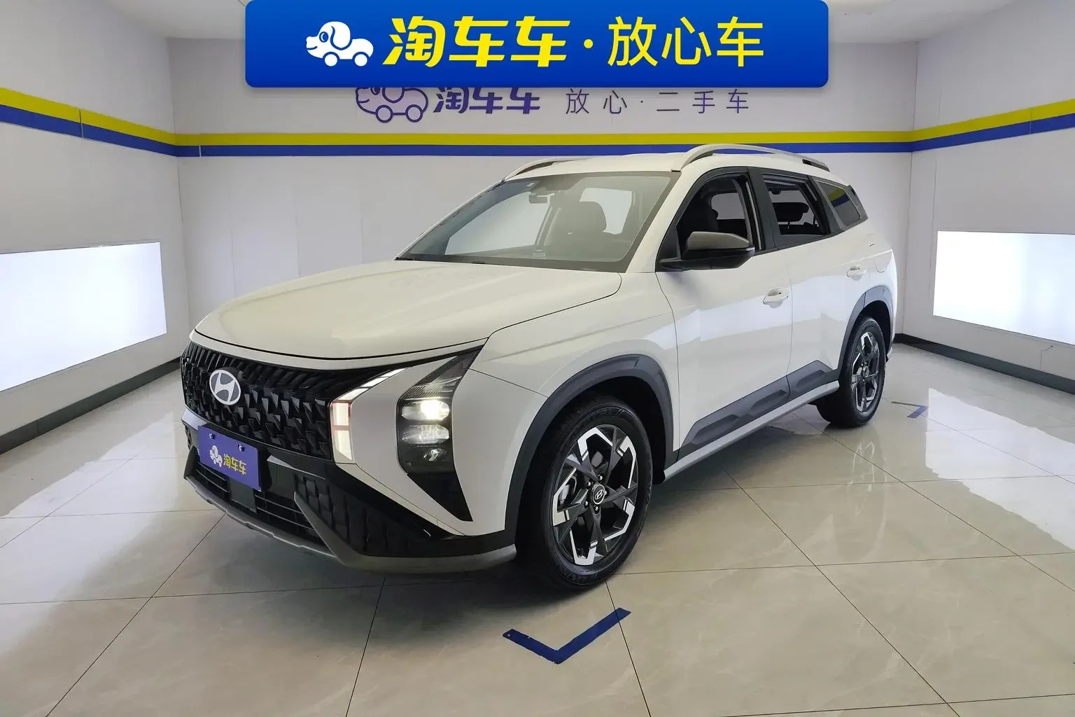 Main__Slider__Photo:undefined undefined 2023-0