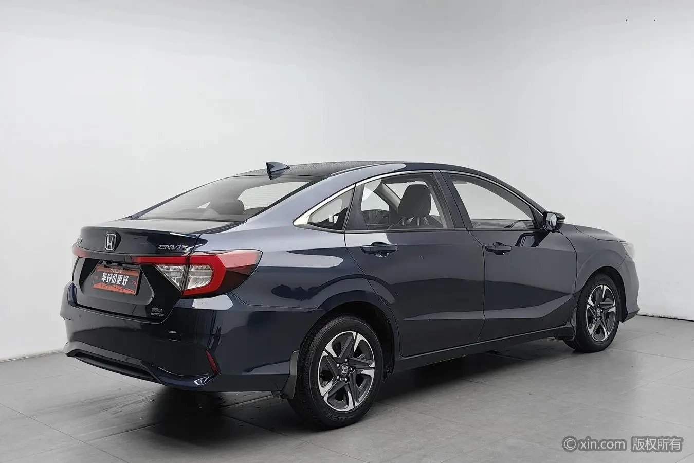 Main__Slider__Photo:undefined undefined 2019-1