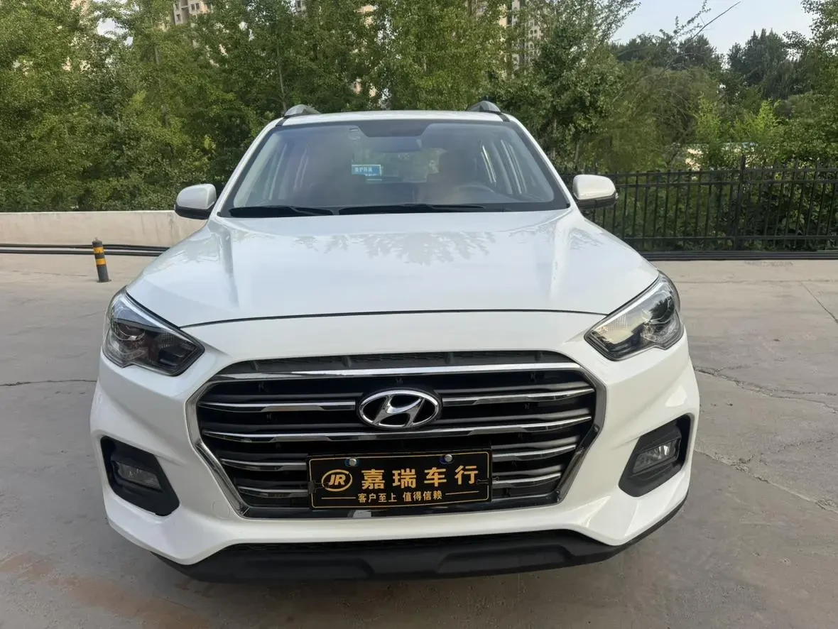 Main__Slider__Photo:undefined undefined 2019-1