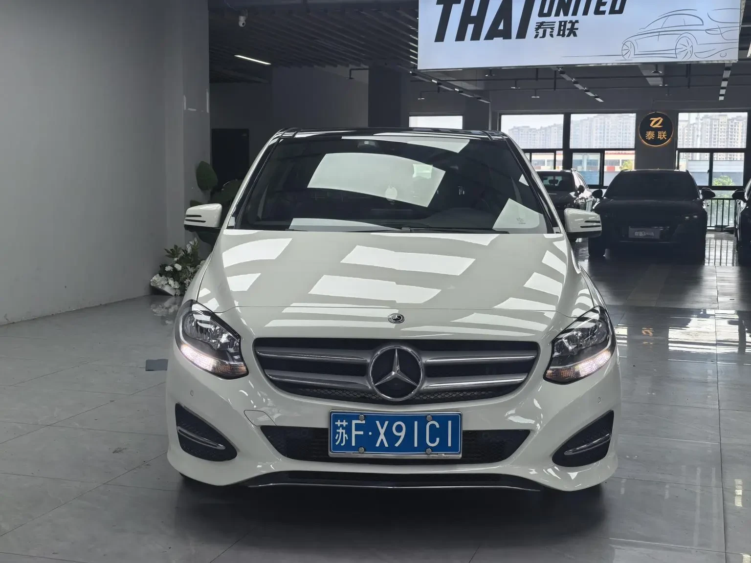 Main__Slider__Photo:undefined undefined 2017-1
