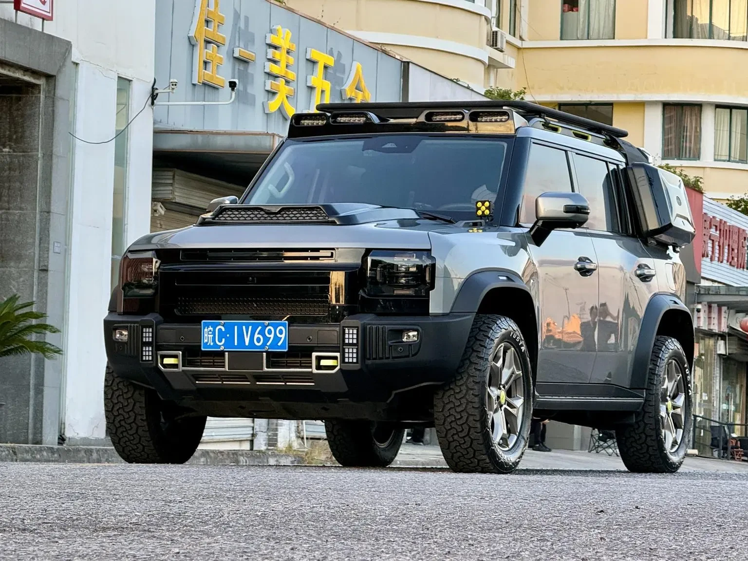 Main__Slider__Photo:undefined undefined 2023-0