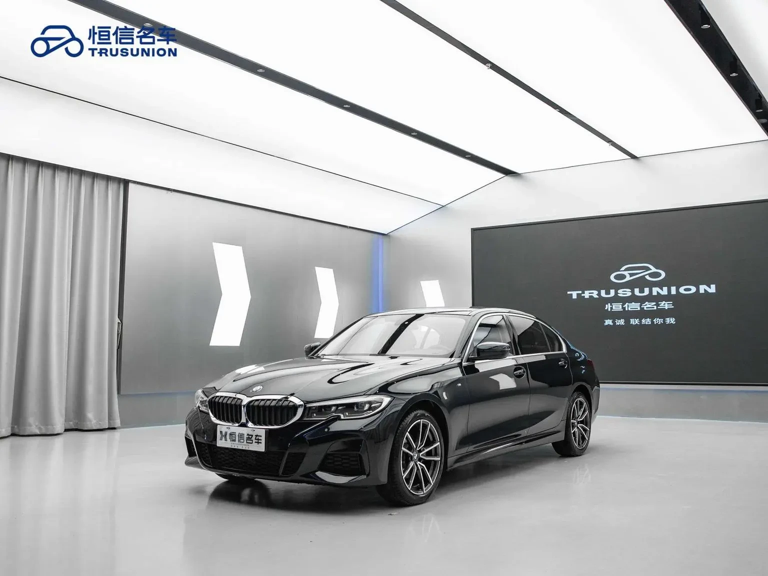 Main__Slider__Photo:undefined undefined 2022-0