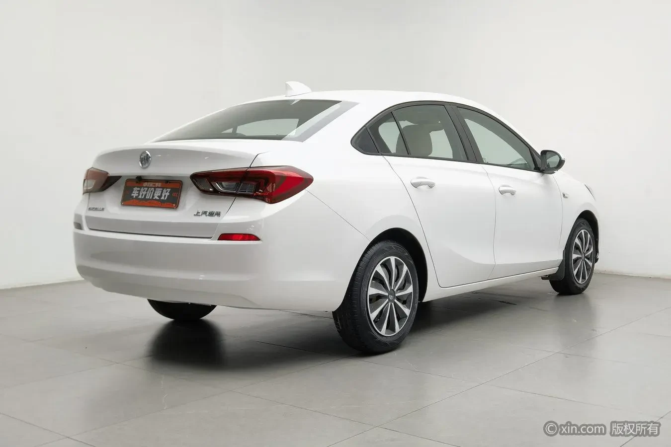 Main__Slider__Photo:undefined undefined 2020-1