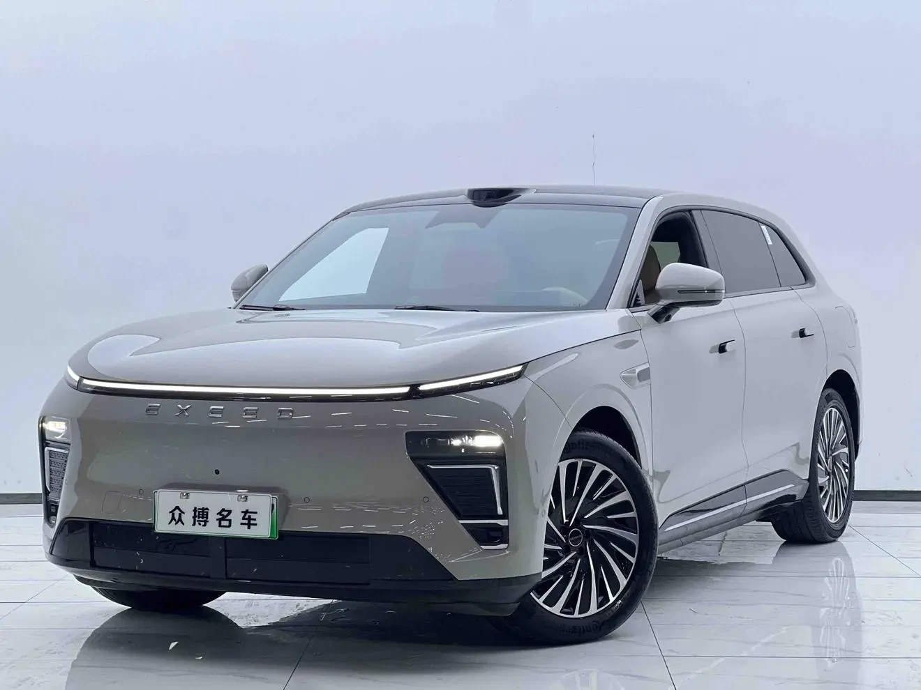 Main__Slider__Photo:undefined undefined 2025-0