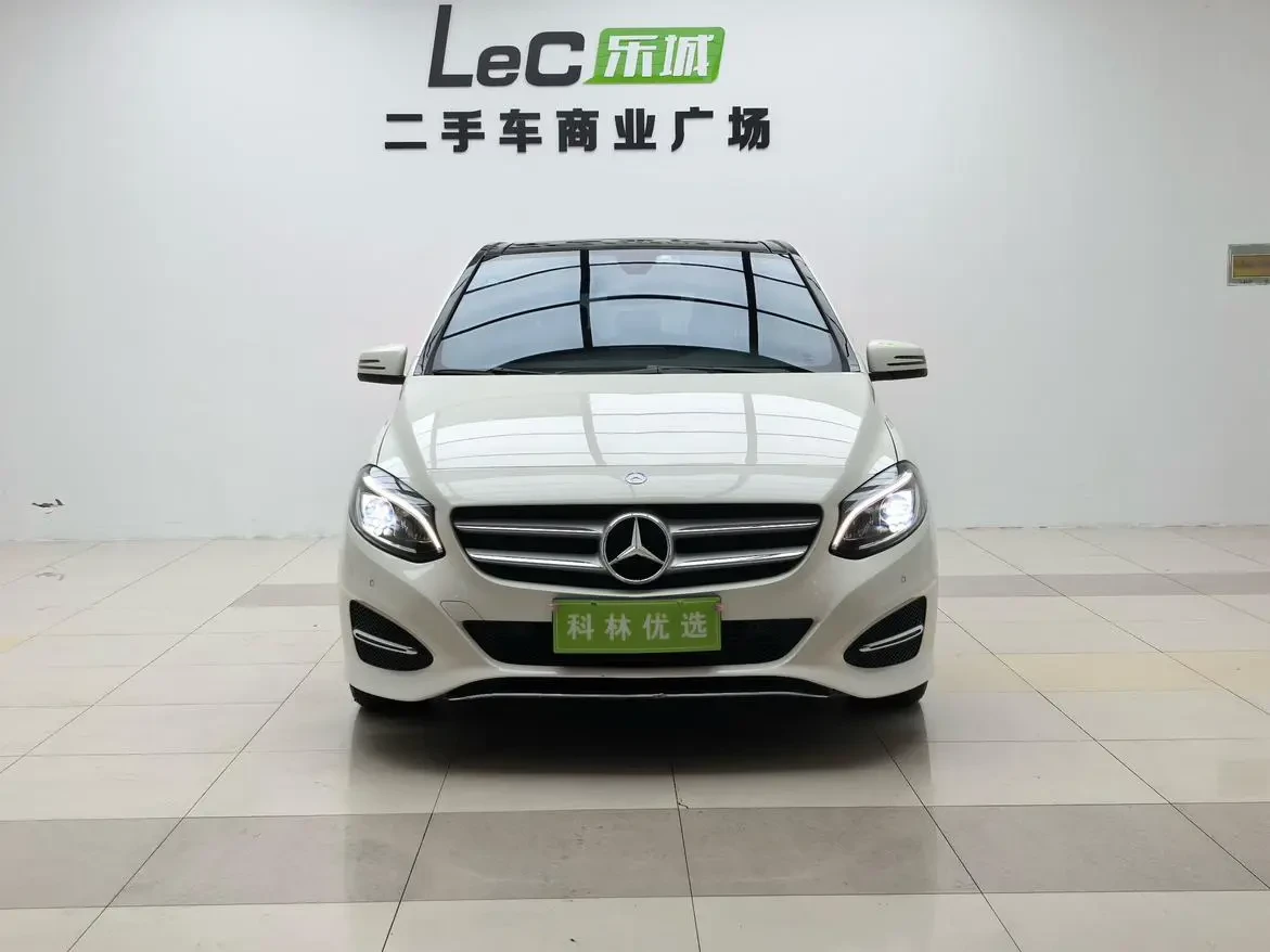 Main__Slider__Photo:undefined undefined 2015-1