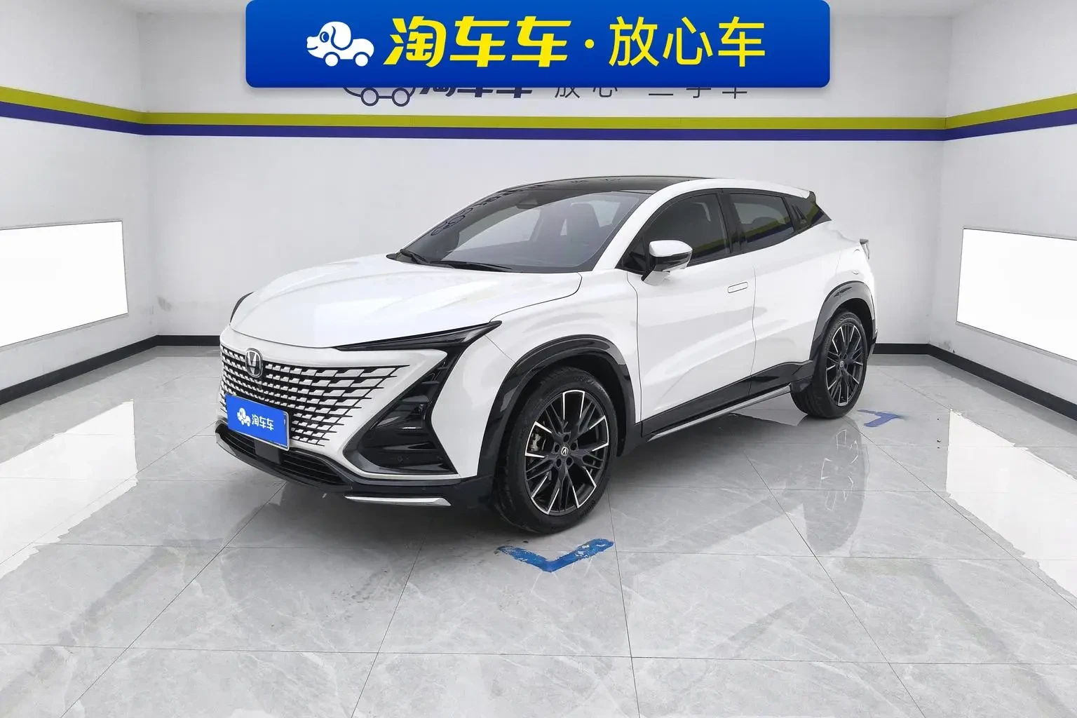 Main__Slider__Photo:undefined undefined 2023-0