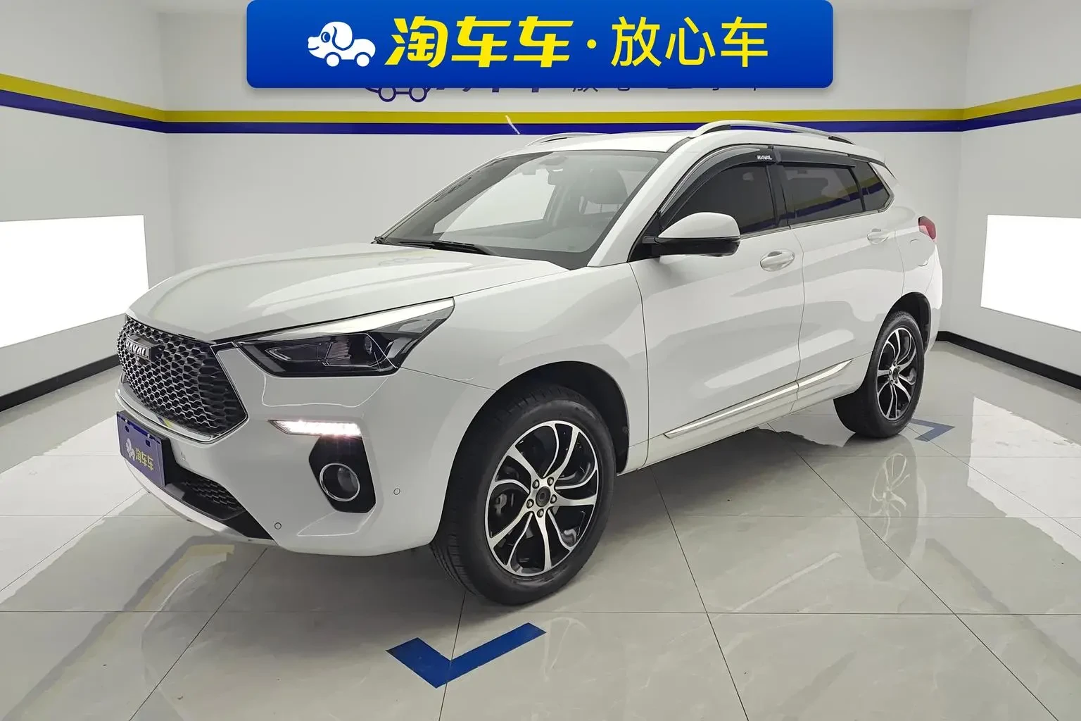 Main__Slider__Photo:undefined undefined 2018-0