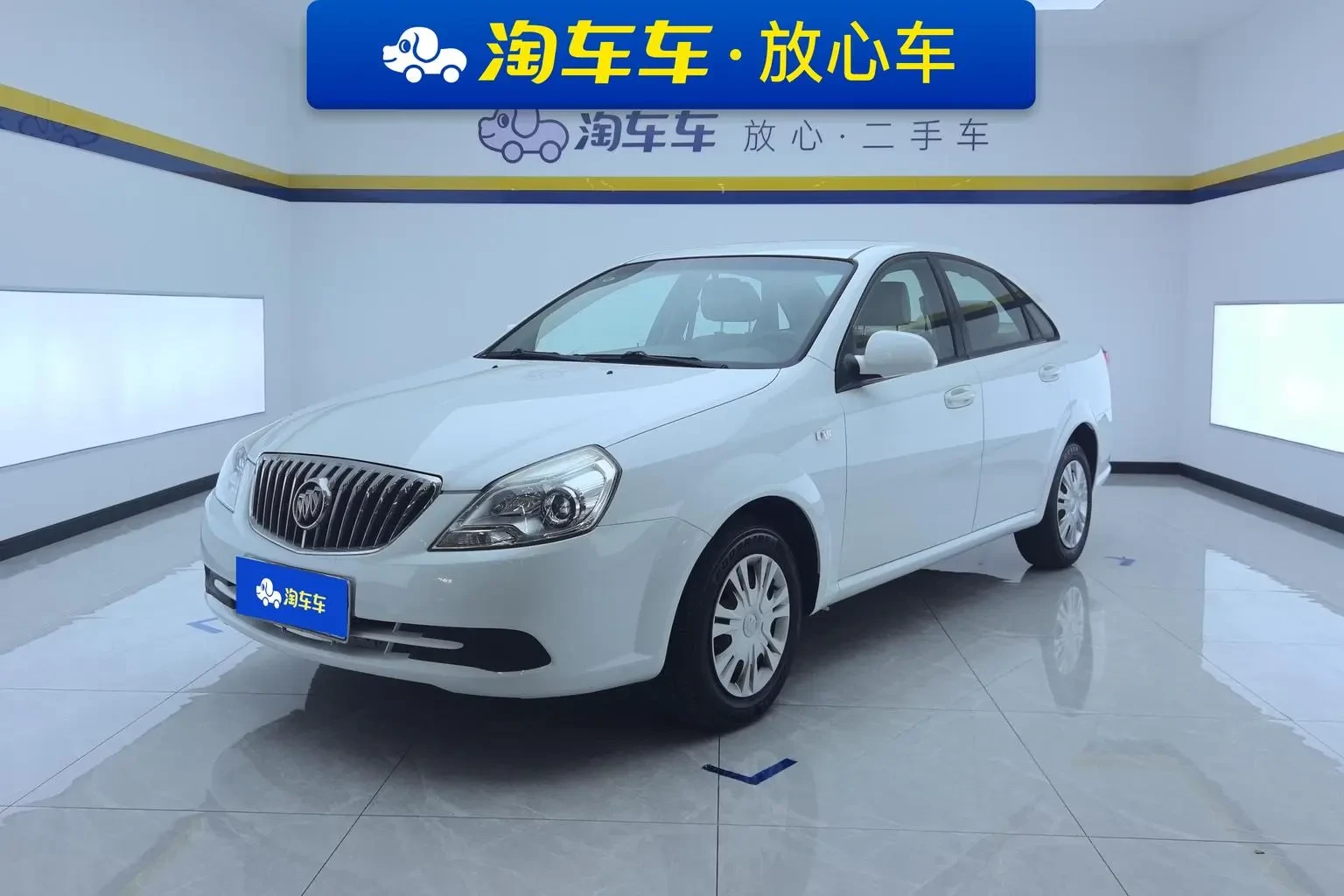 Main__Slider__Photo:undefined undefined 2015-0