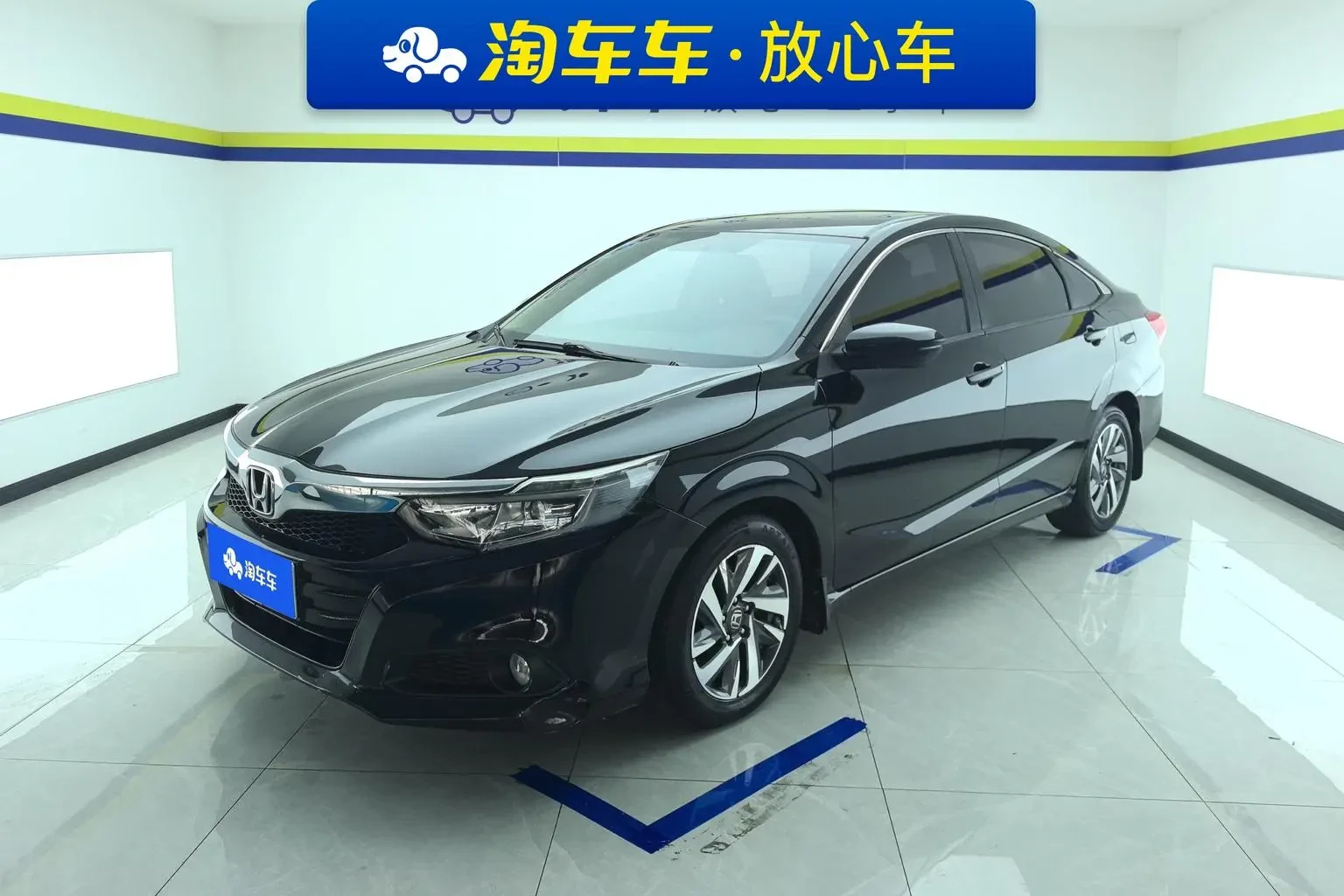 Main__Slider__Photo:undefined undefined 2019-0