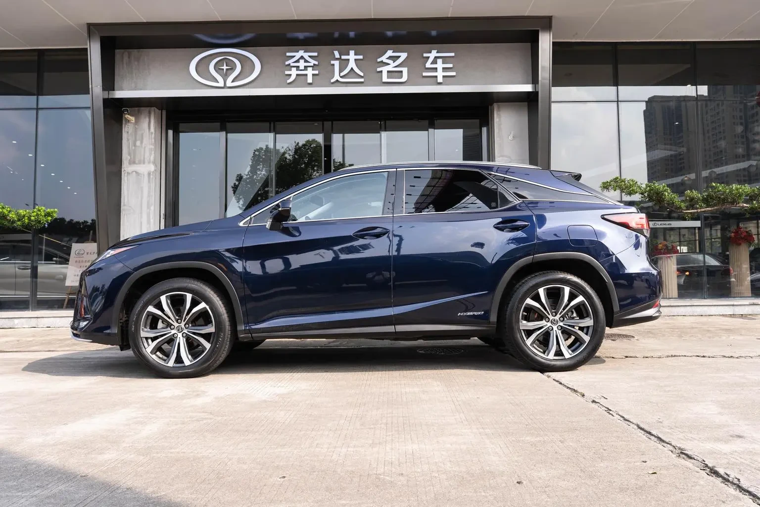 Main__Slider__Photo:undefined undefined 2020-1