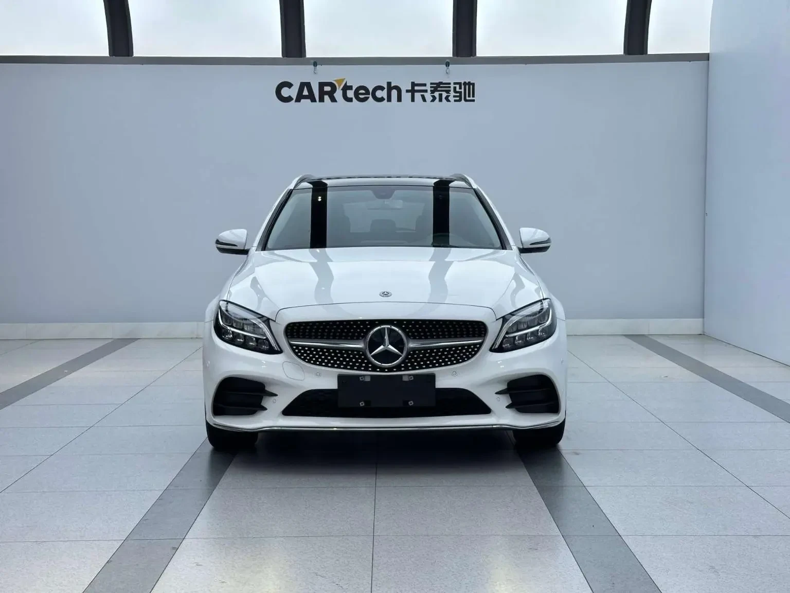 Main__Slider__Photo:undefined undefined 2019-1