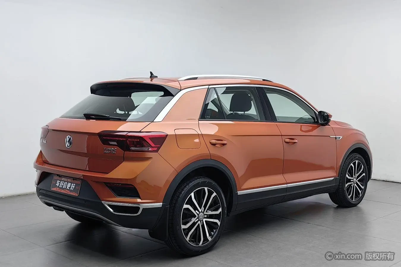 Main__Slider__Photo:undefined undefined 2019-1