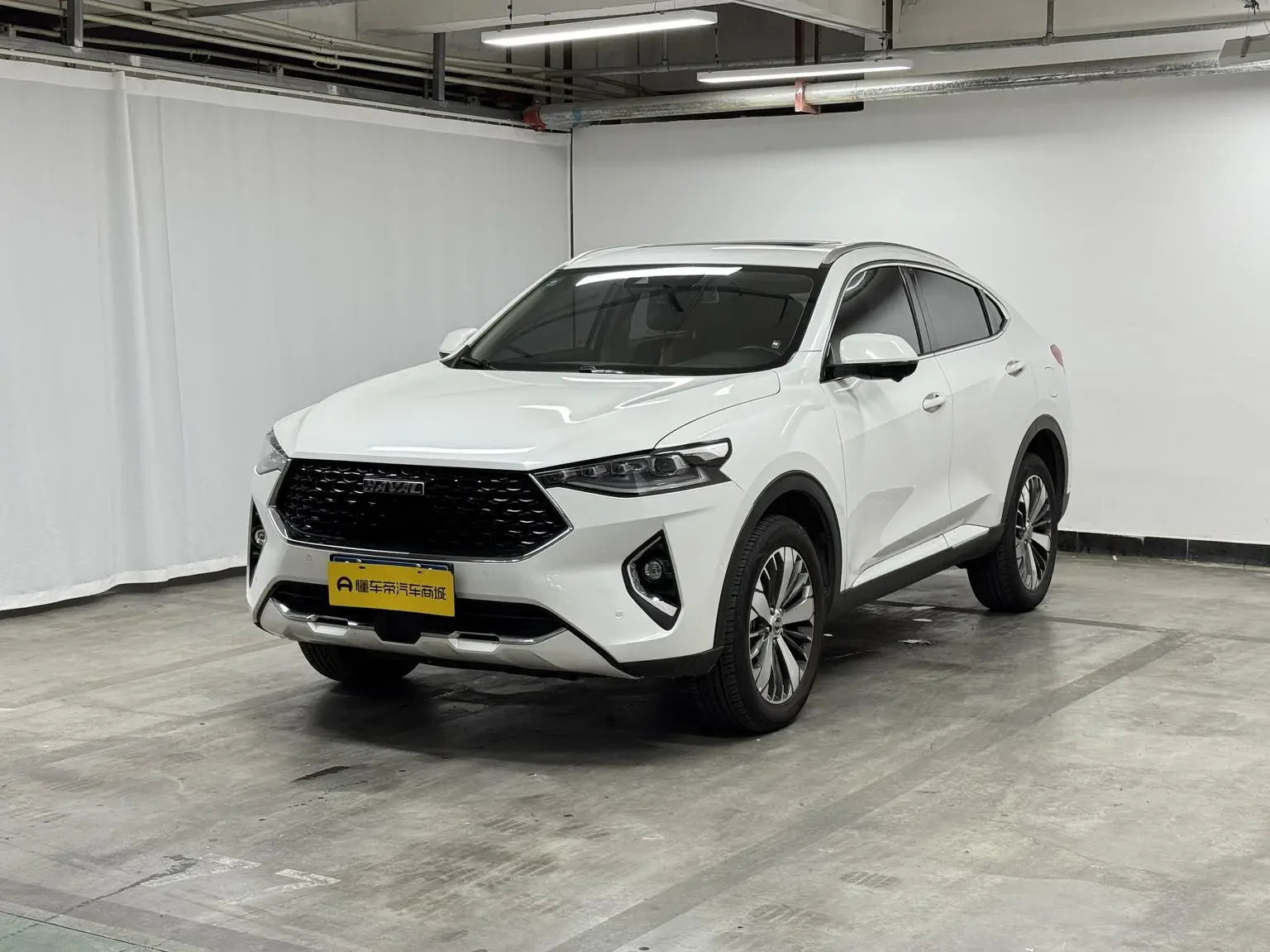 Main__Slider__Photo:undefined undefined 2019-0