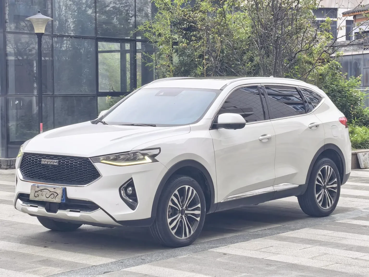 Main__Slider__Photo:undefined undefined 2019-0