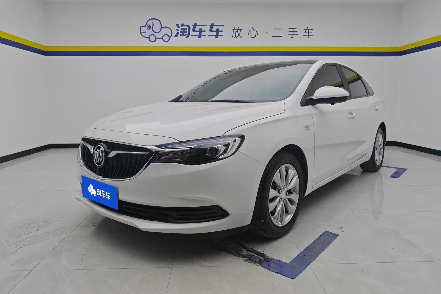 Main__Slider__Photo:undefined undefined 2021-0