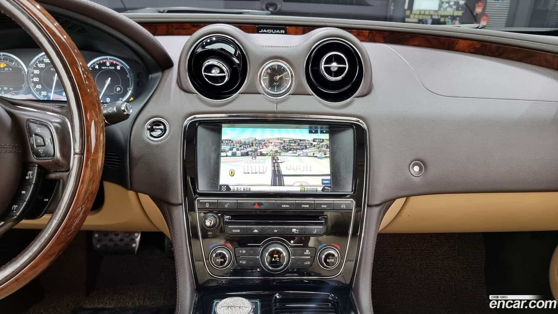 XJ Jaguar 2014.10-OPTION-019