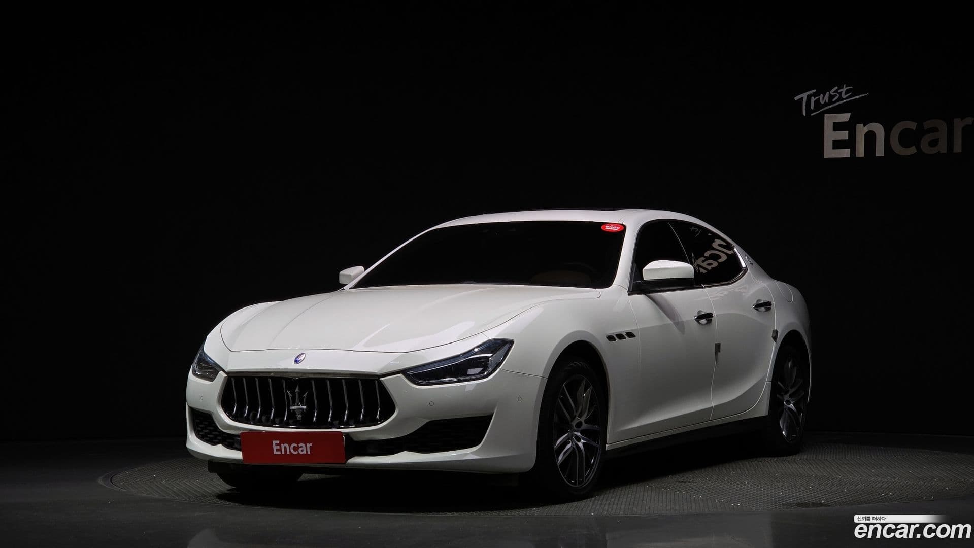 Main__Slider__Photo:Ghibli Maserati 2018.3-0