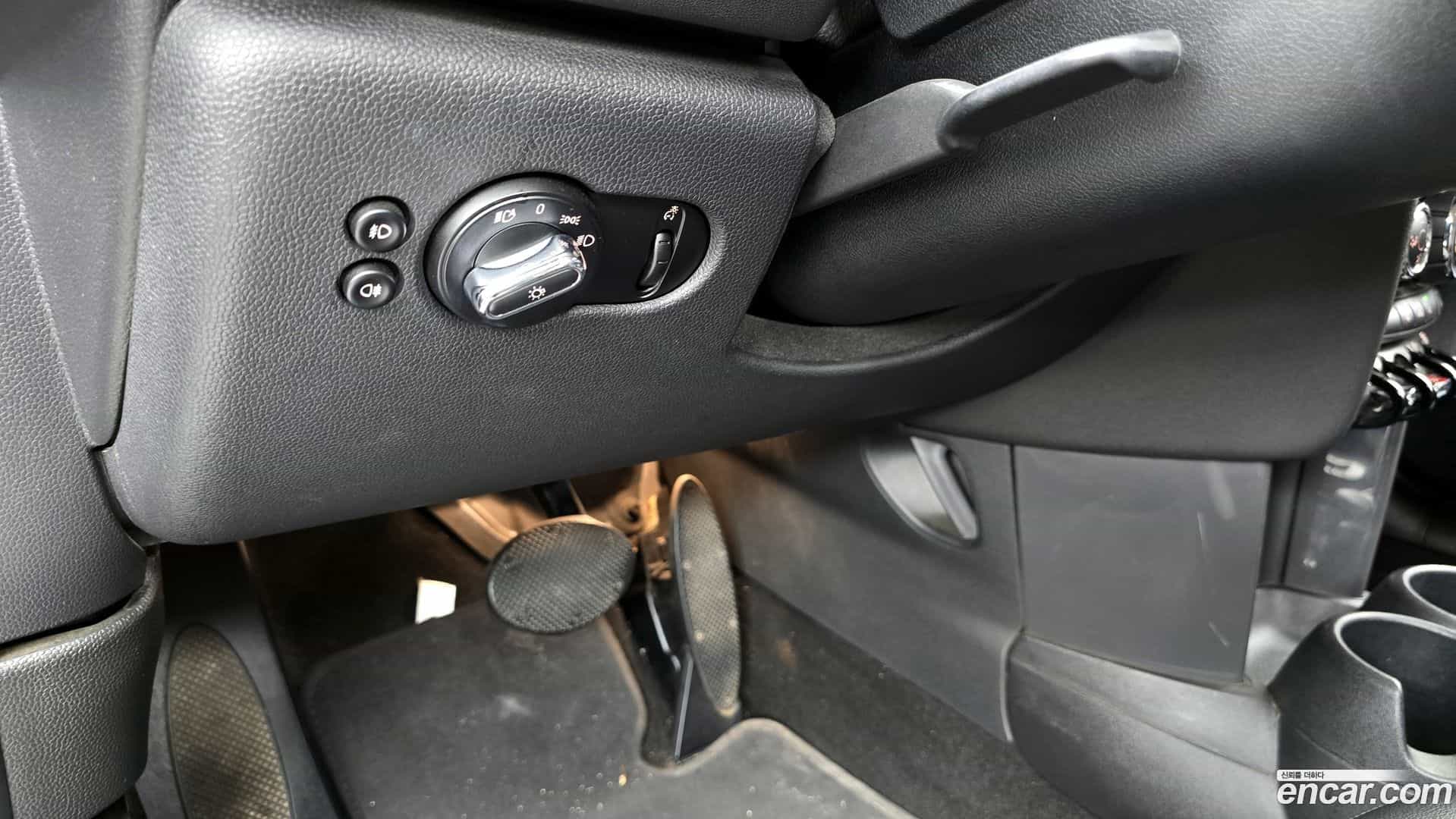 Cooper Mini 2020.3-OPTION-020