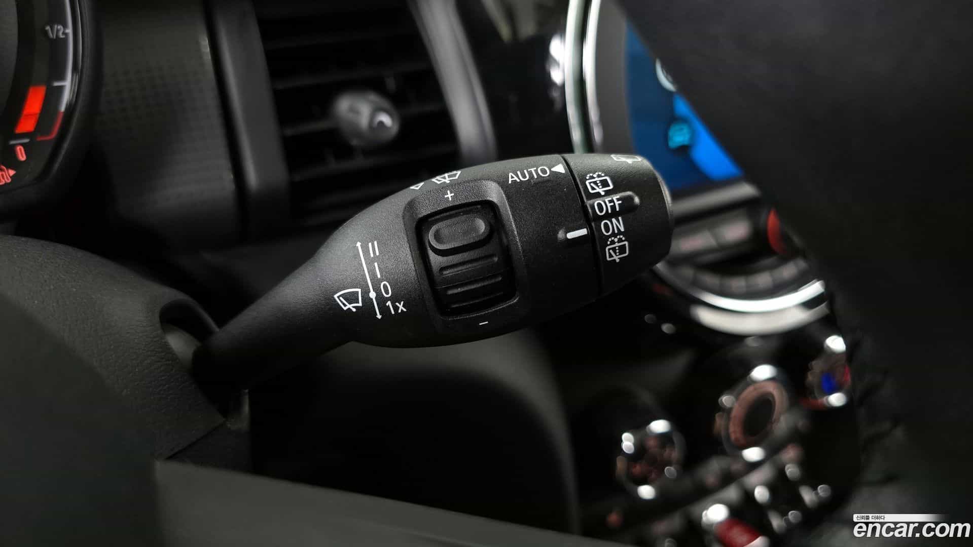 Cooper Mini 2020.3-OPTION-022