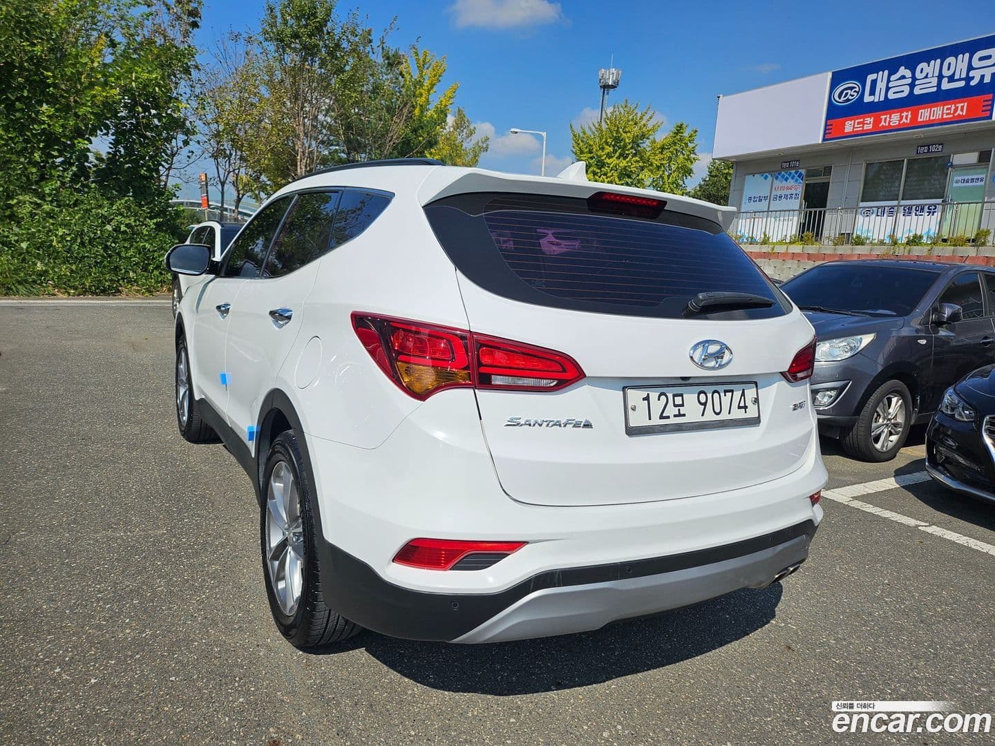 Main__Slider__Photo:Santafe Hyundai 2016.1-2