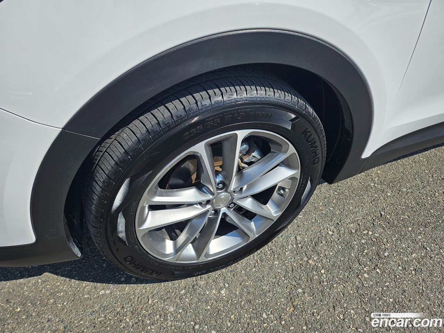 Main__Slider__Photo:Santafe Hyundai 2016.1-4