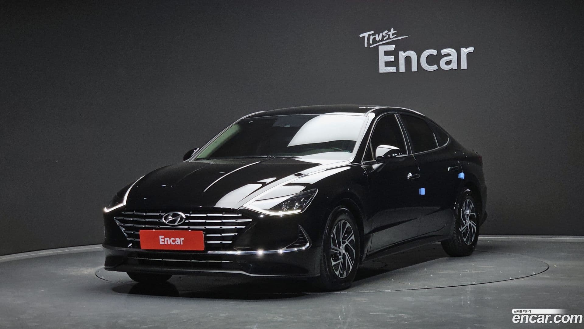 Main__Slider__Photo:Sonata Hyundai 2020.4-0