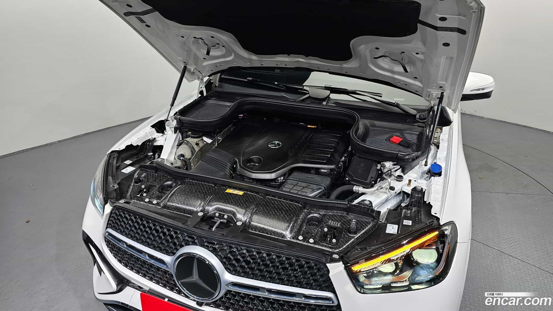 GLE-Class Mercedes-Benz 2023.10-INNER-006