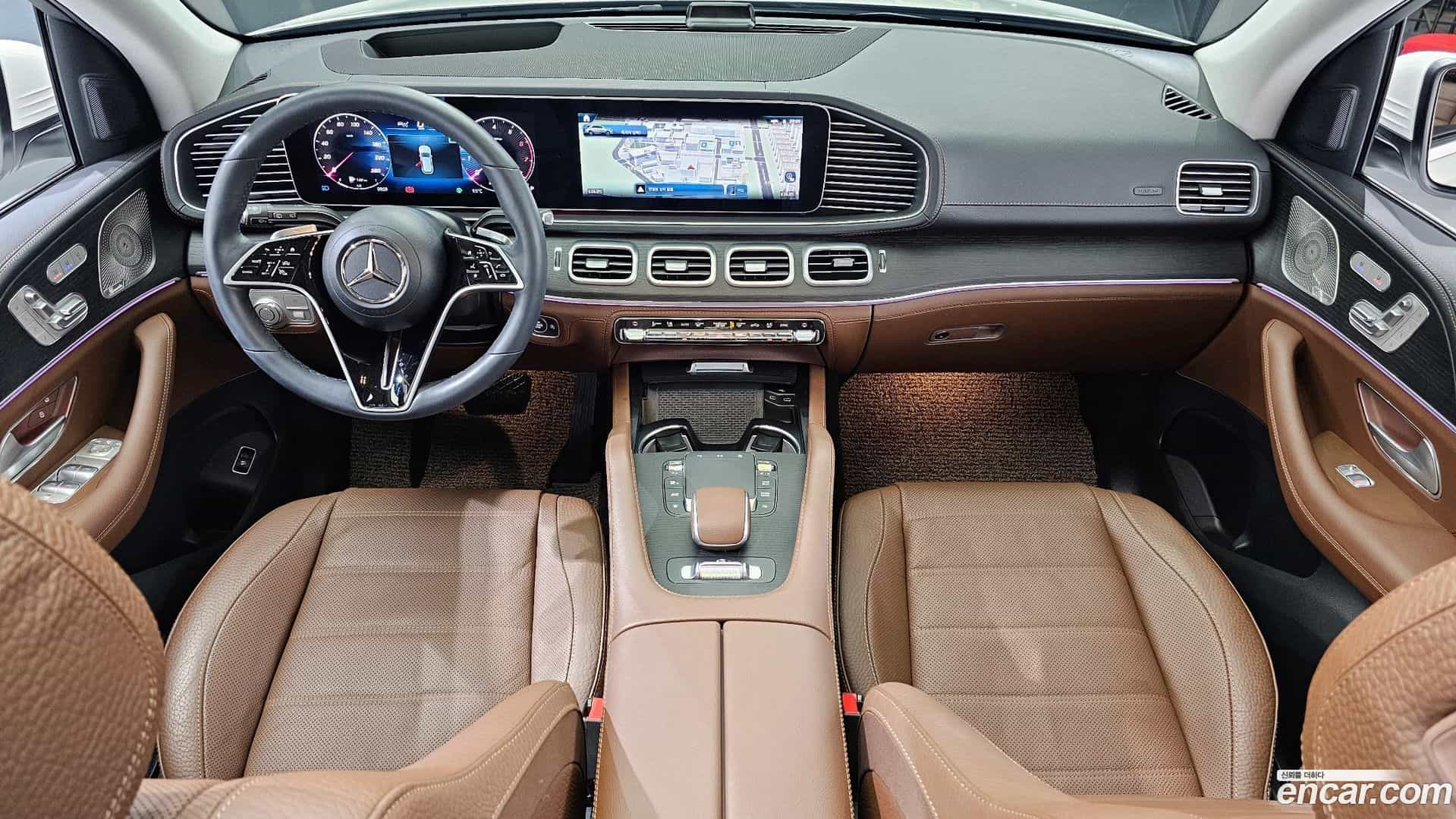 GLE-Class Mercedes-Benz 2023.10-INNER-007