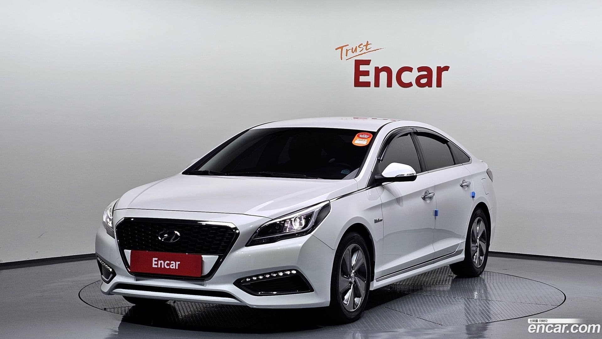 Main__Slider__Photo:Sonata Hyundai 2016.3-0