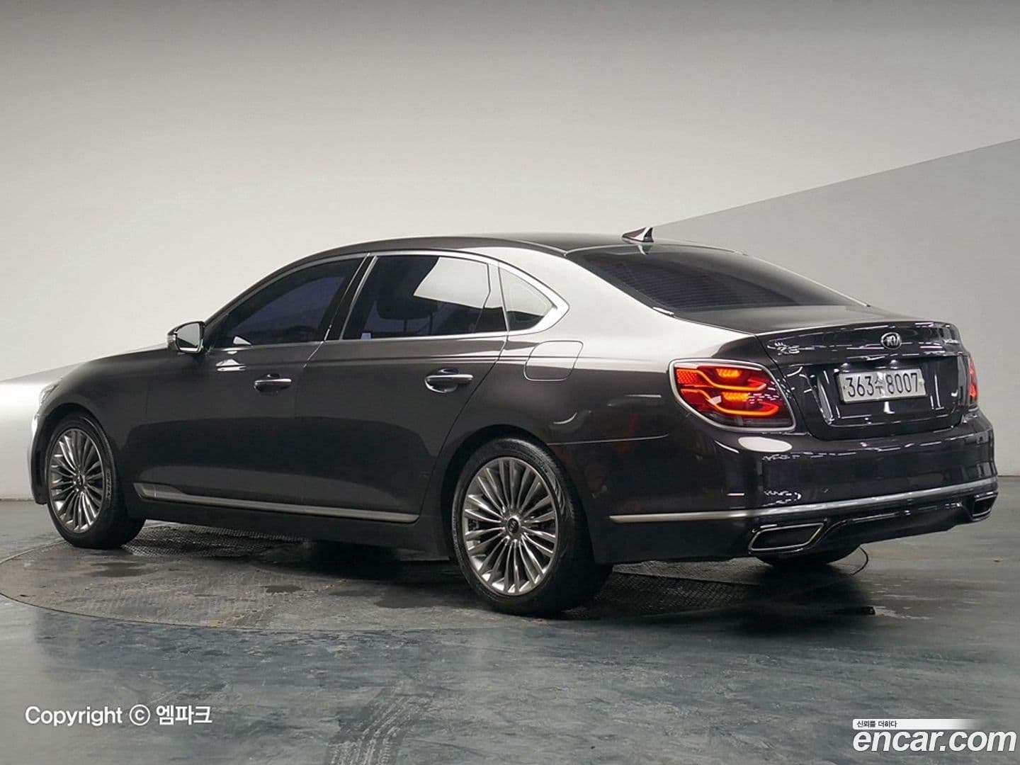 Main__Slider__Photo:K9 Kia 2018.7-0