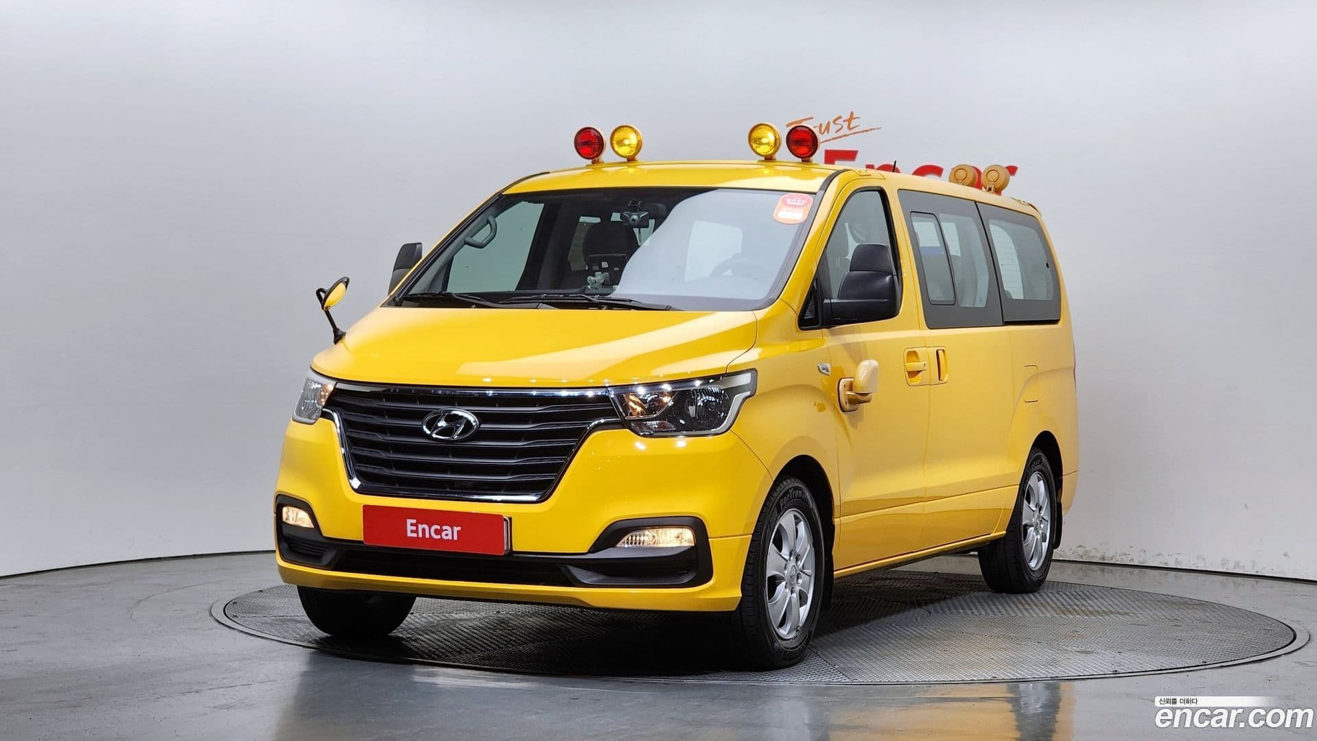 Main__Slider__Photo:Starex Hyundai 2018.6-0