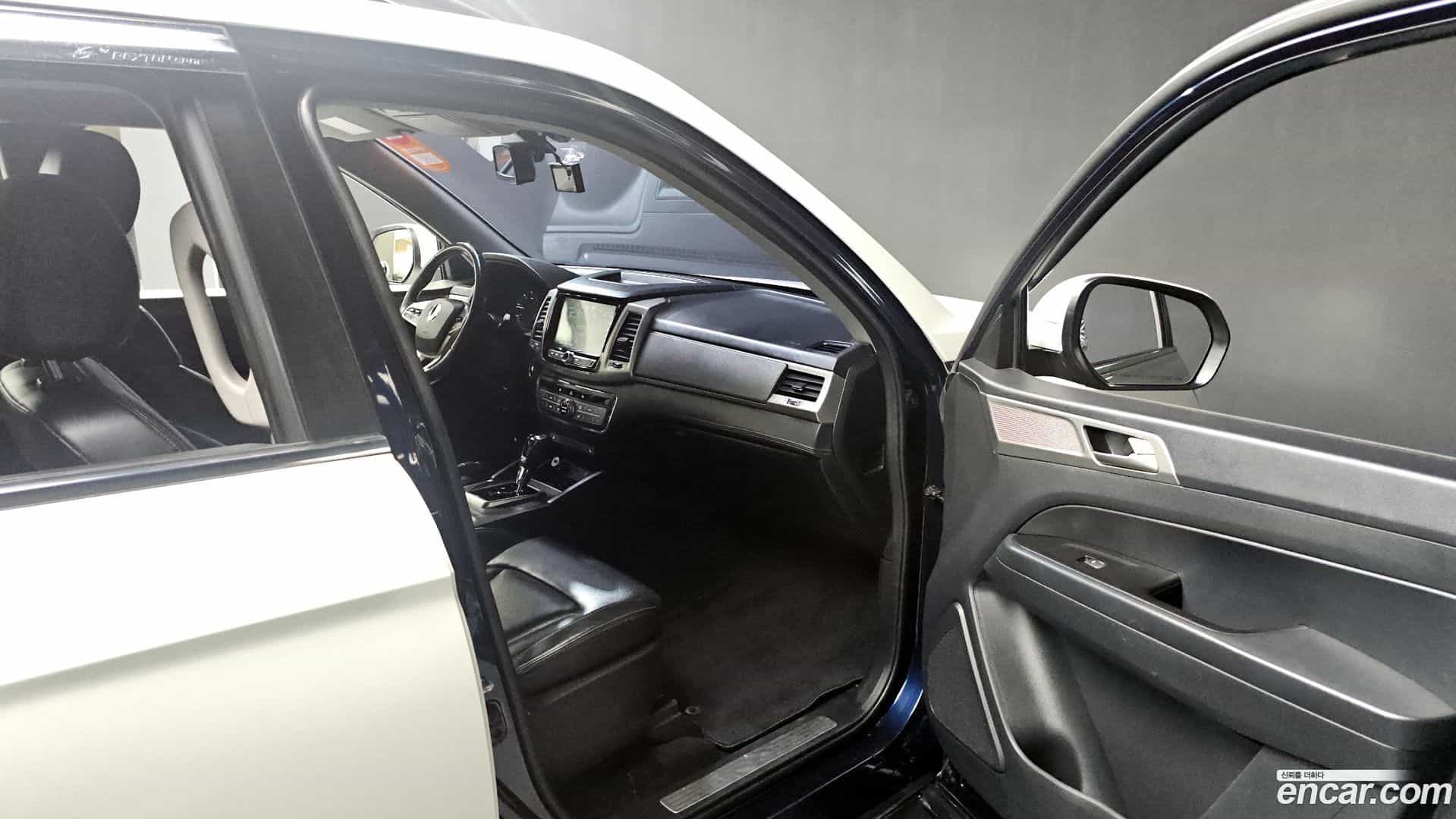 Rexton KG Mobility 2018.1-OPTION-015