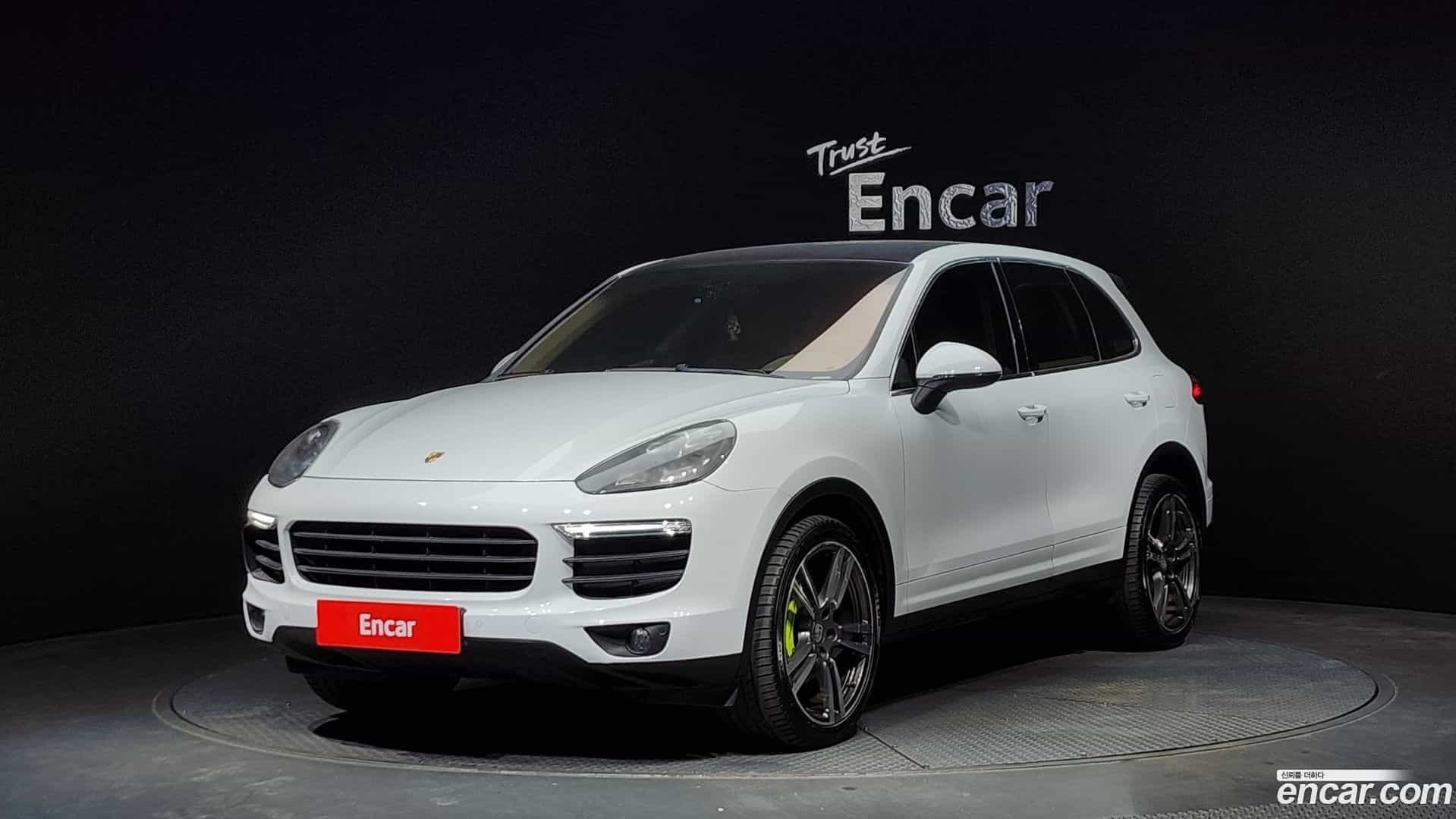 Cayenne Porsche 2015.4-OUTER-001