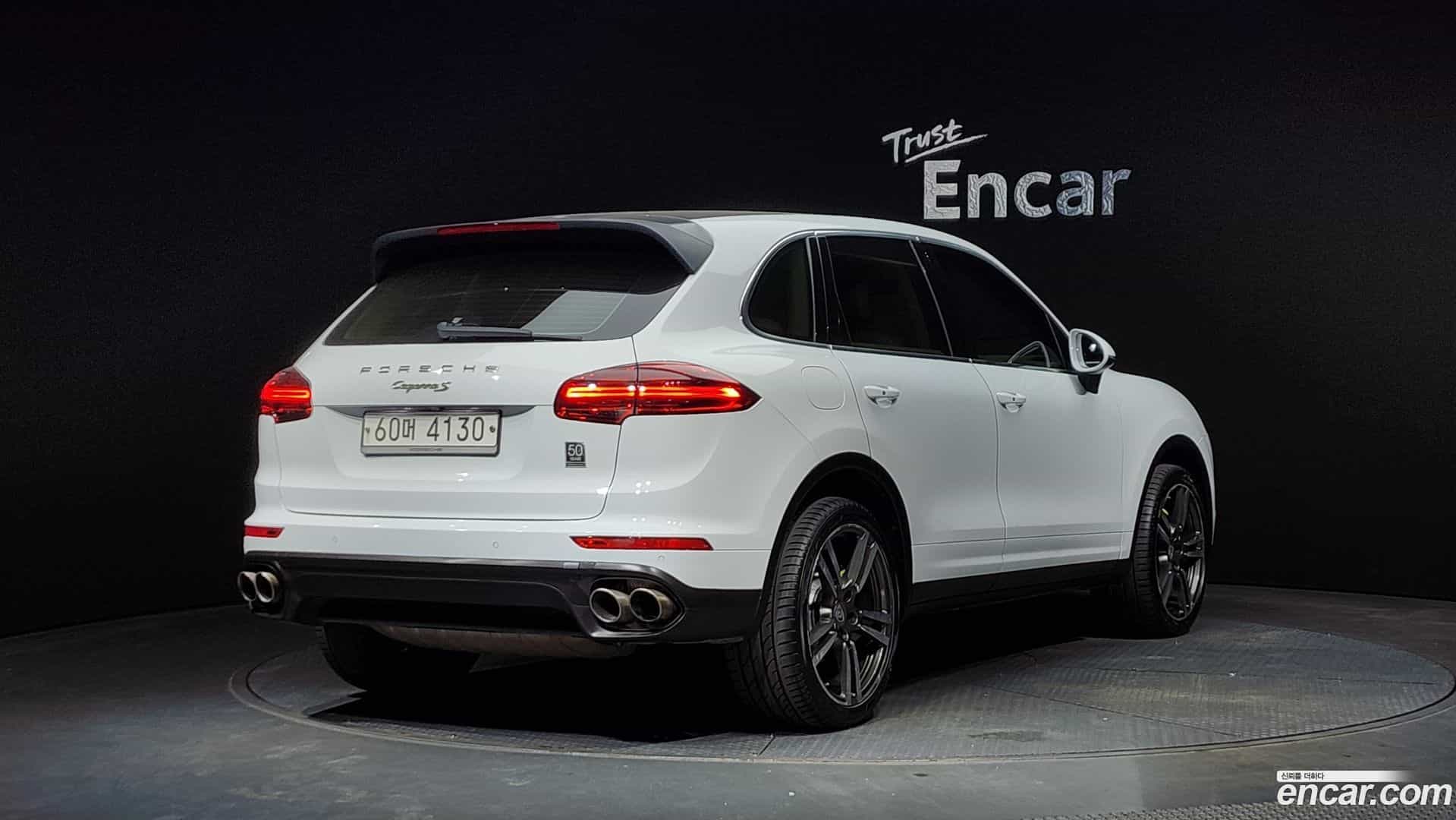 Cayenne Porsche 2015.4-OUTER-002