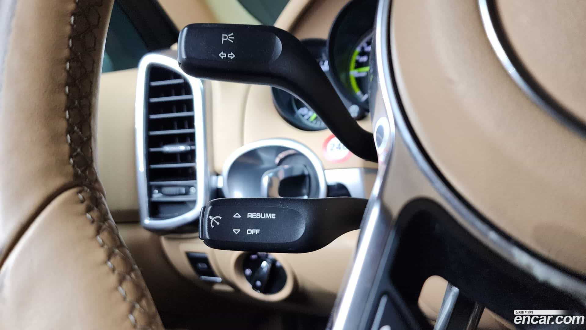 Cayenne Porsche 2015.4-OPTION-020