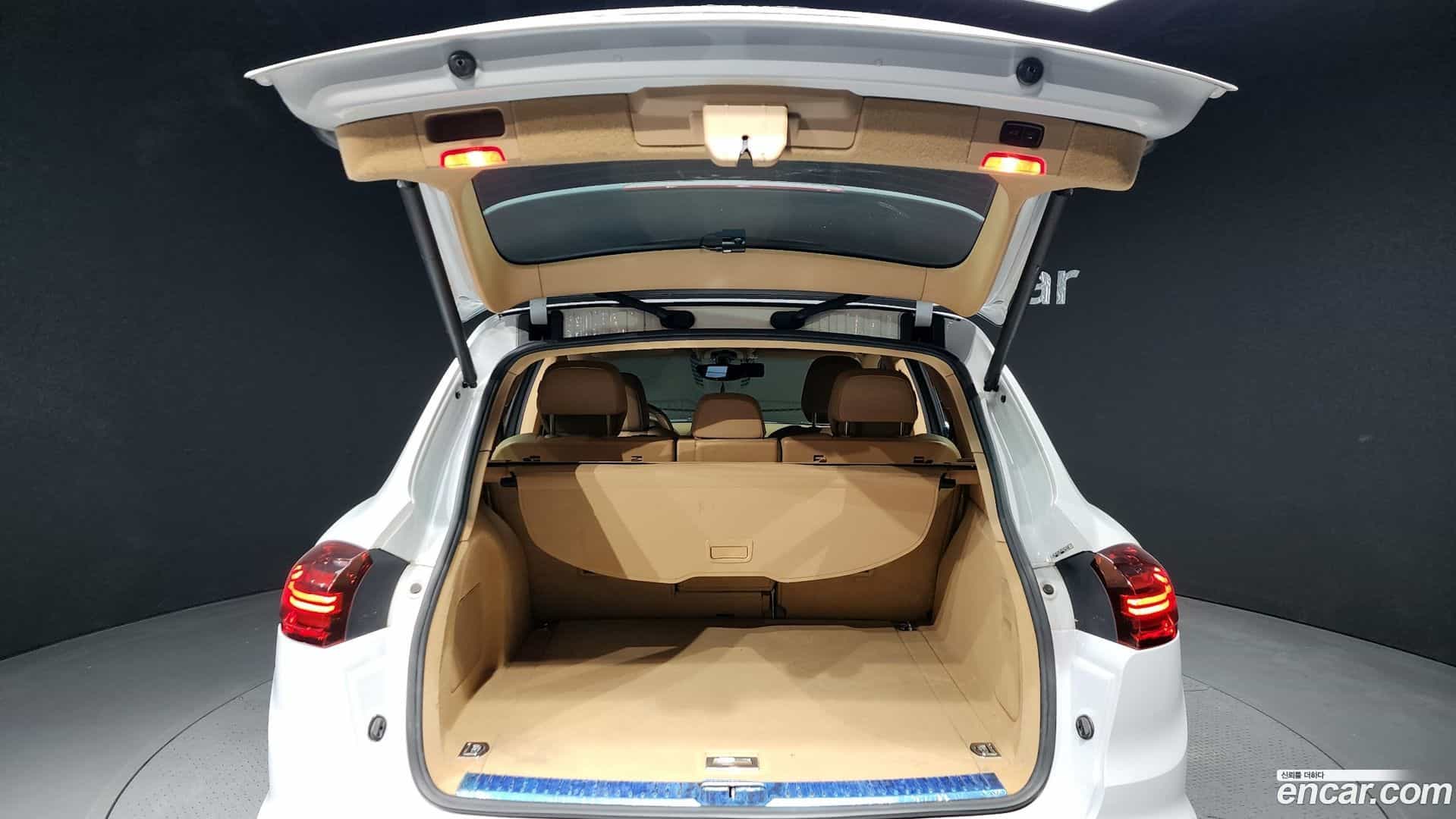Cayenne Porsche 2015.4-OPTION-024
