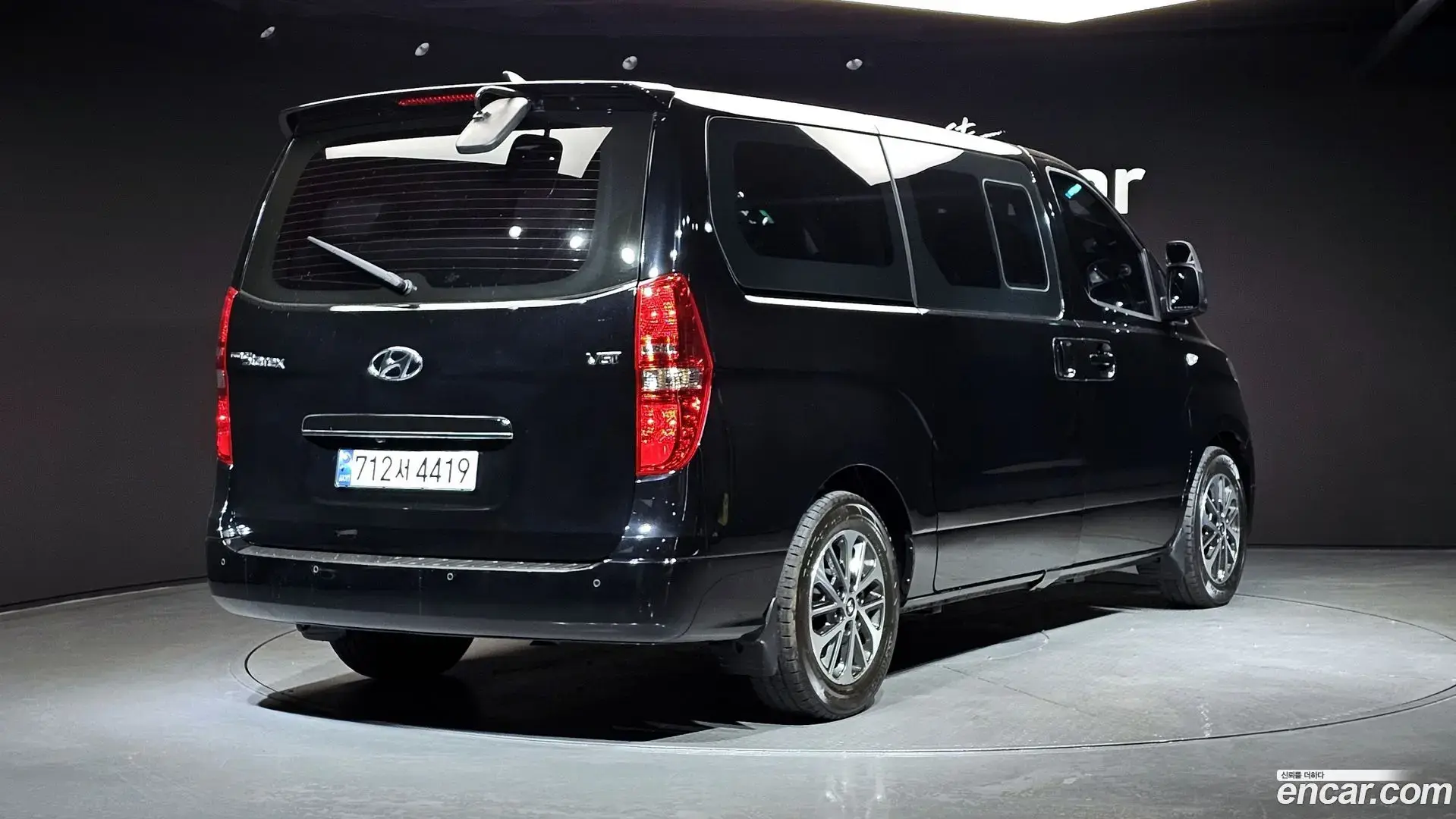 Main__Slider__Photo:Starex Hyundai 2019.4-1