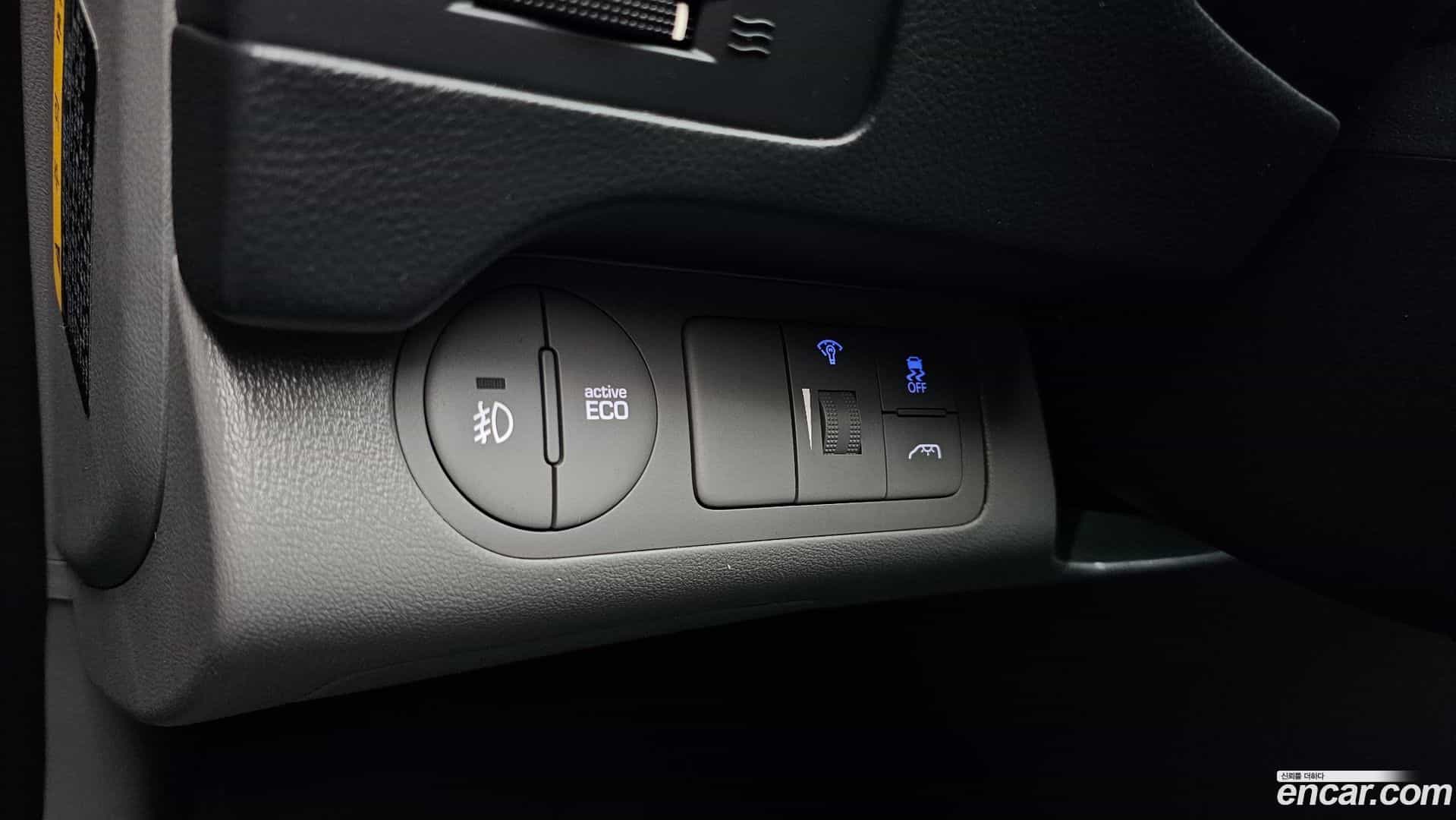 Starex Hyundai 2019.4-OPTION-021
