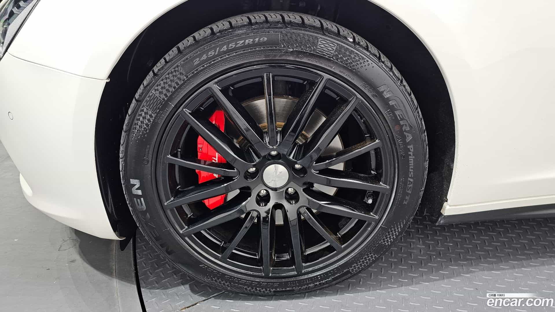 Ghibli Maserati 2015.9-OUTER-005