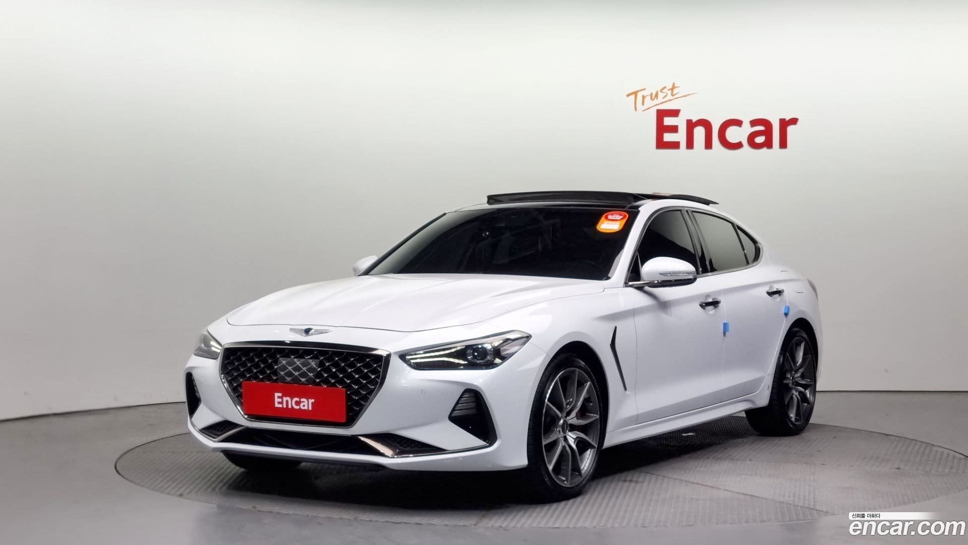 Main__Slider__Photo:G70 Genesis 2018.1-0