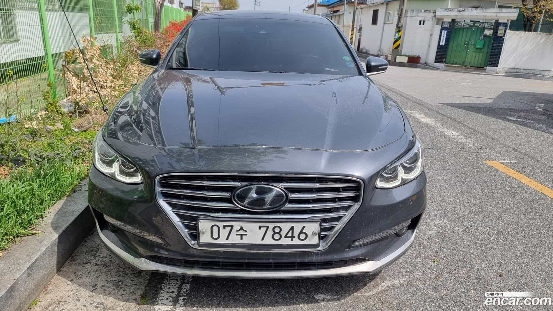 Grandeur Hyundai 2019.0-THUMBNAIL-12