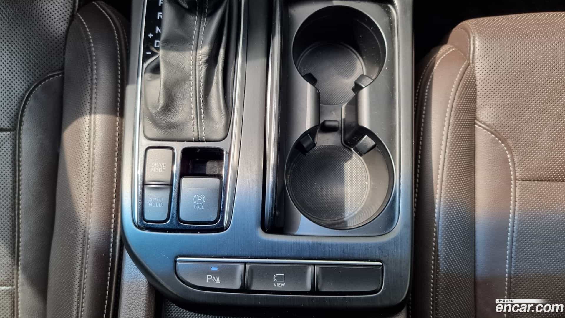 Grandeur Hyundai 2019.0-INNER-9