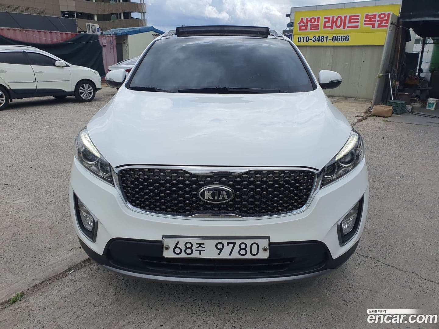 Main__Slider__Photo:Sorento Kia 2014.9-0