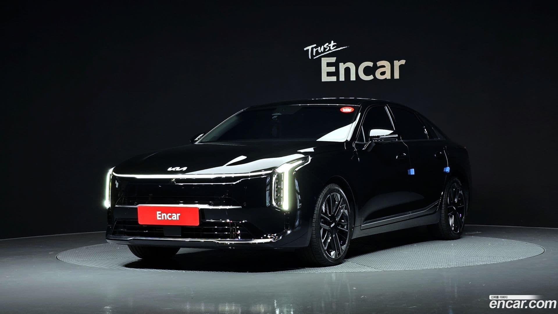 Main__Slider__Photo:K8 Kia 2025.2-0